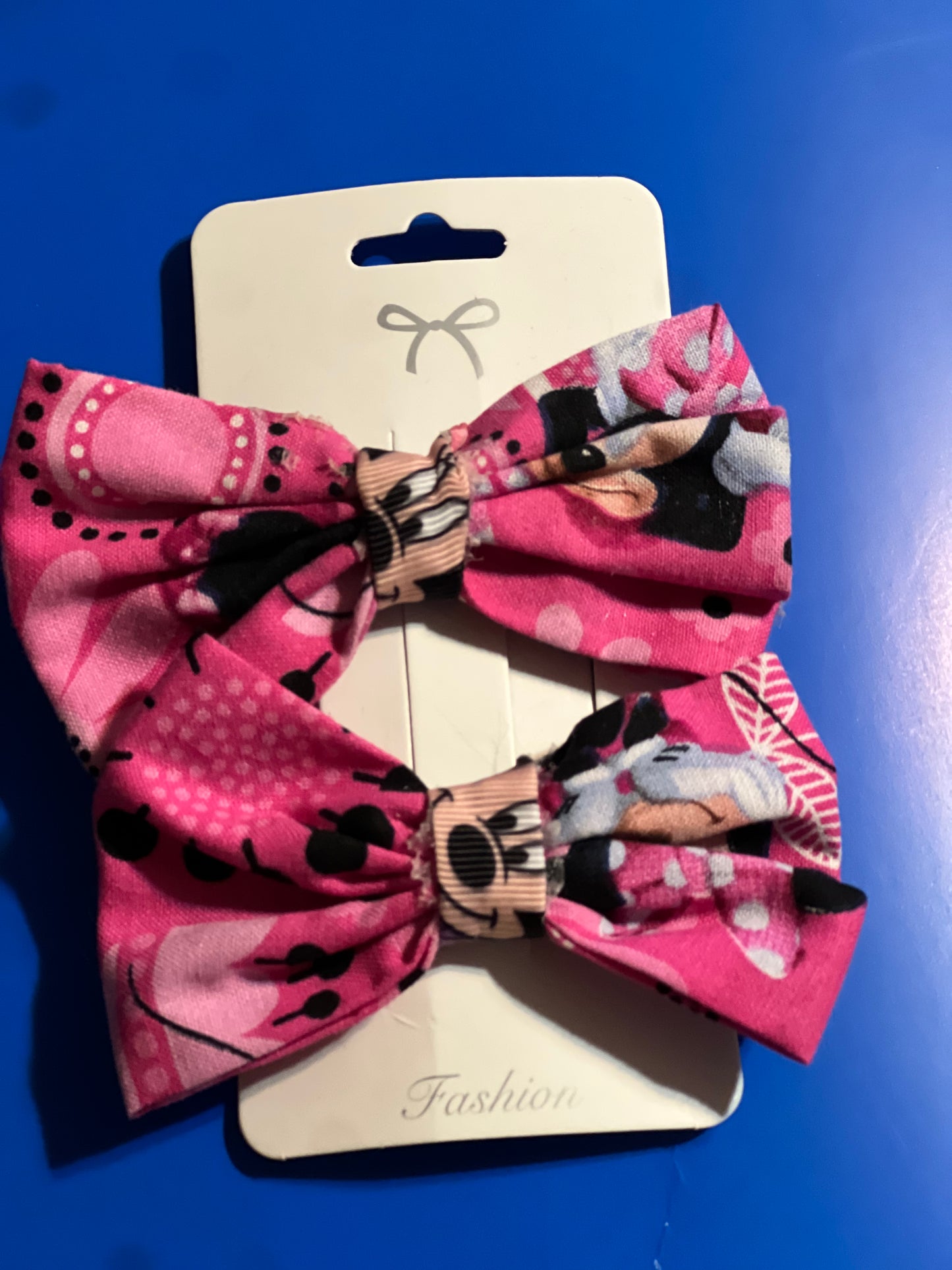 Hair bows