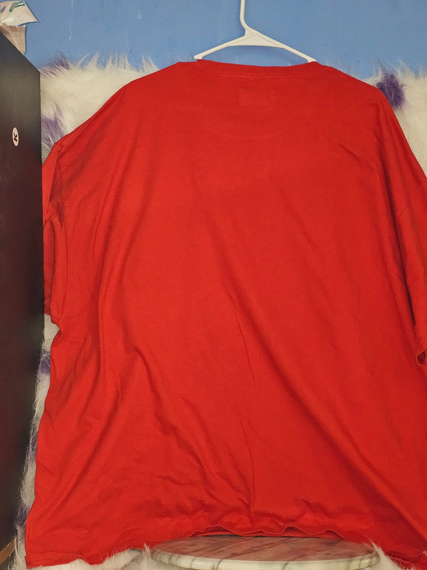 Size L 100% cotton Red Believe in miracles Tshirt