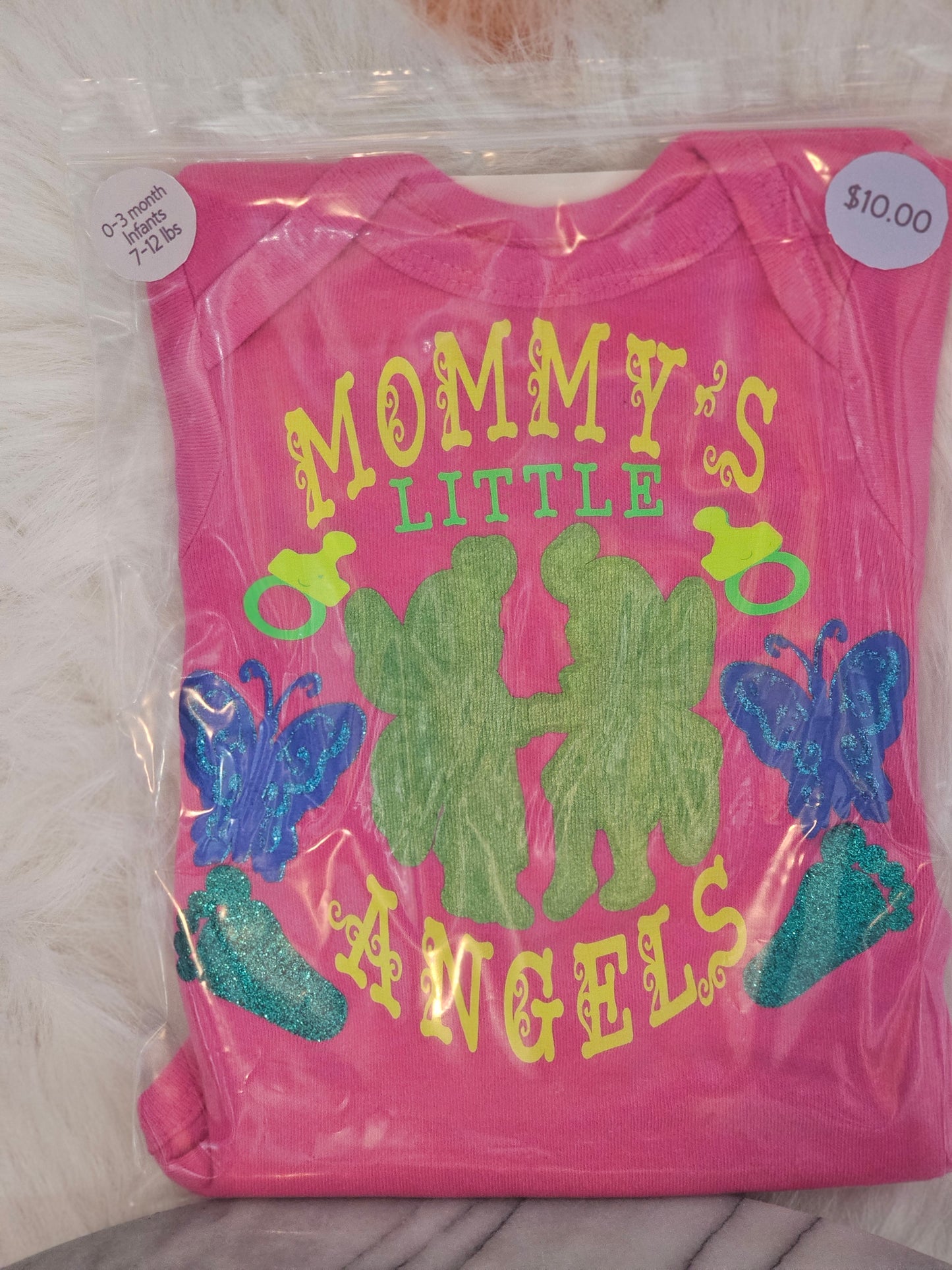 Size 0-3 months 100% cotton Pink Mommy little Angels onesie
