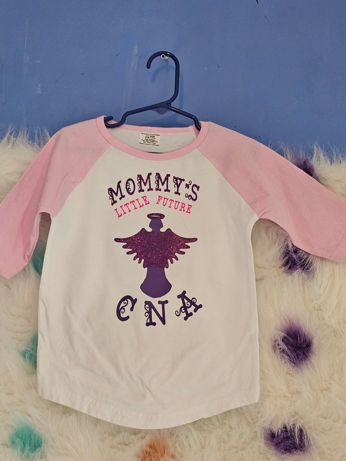 Size 4T Toddler Mommy's little CNA Tshirt