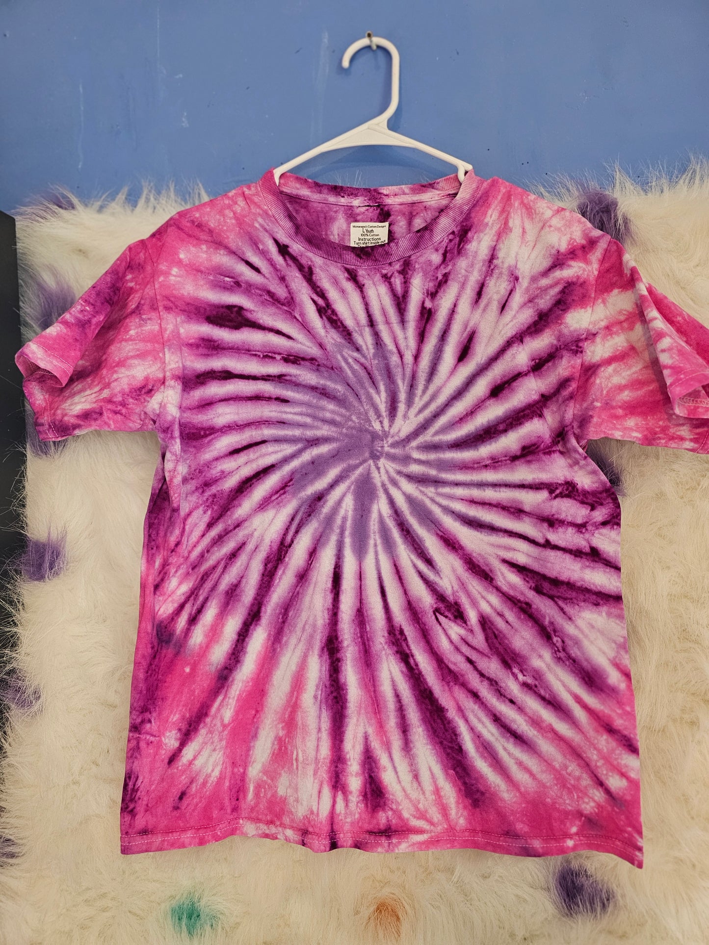 Size L youth pink and purple sparrow tie dye Tshirt