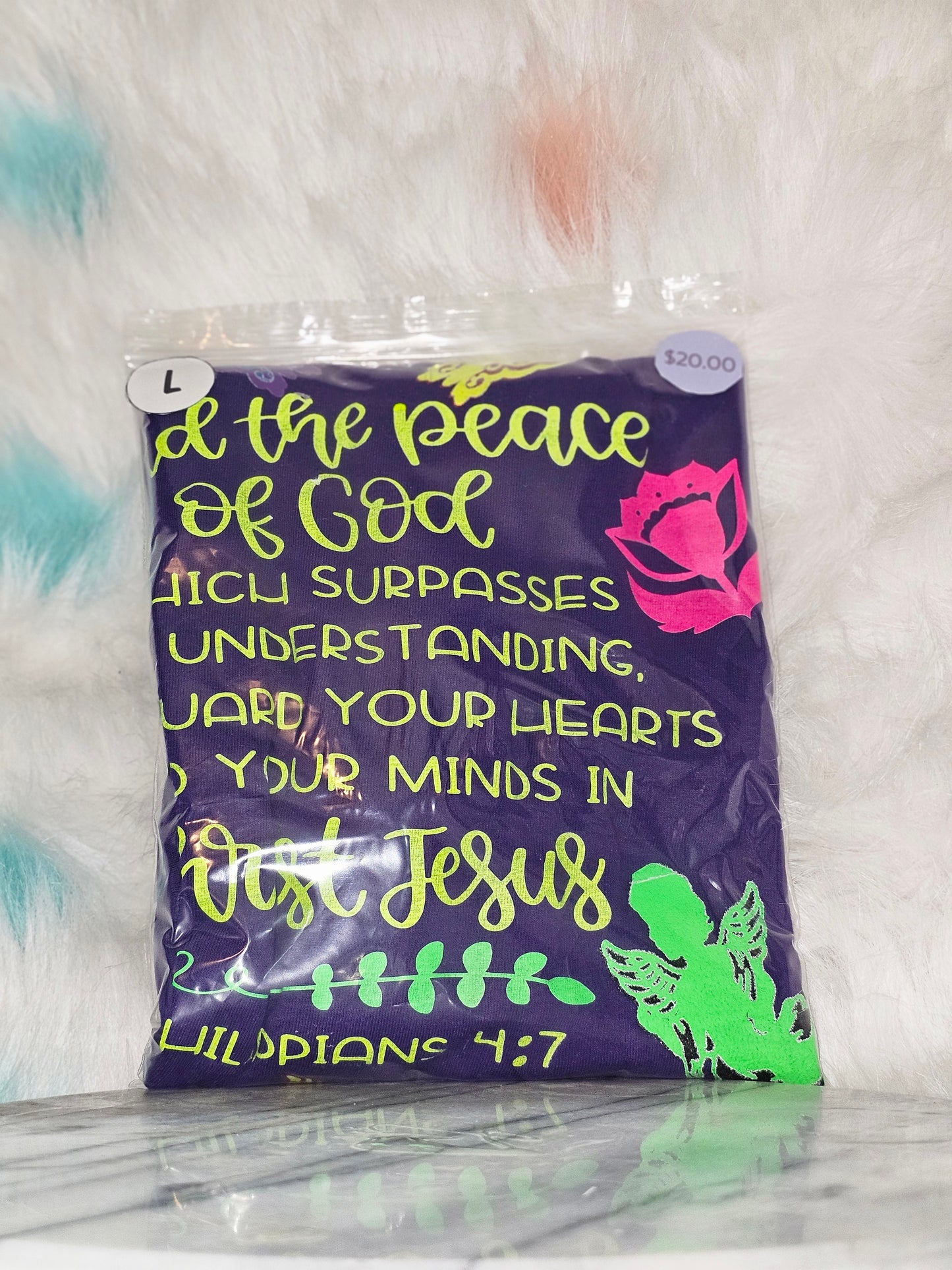 Size L 100% cotton Purple The peace of God Tshirt