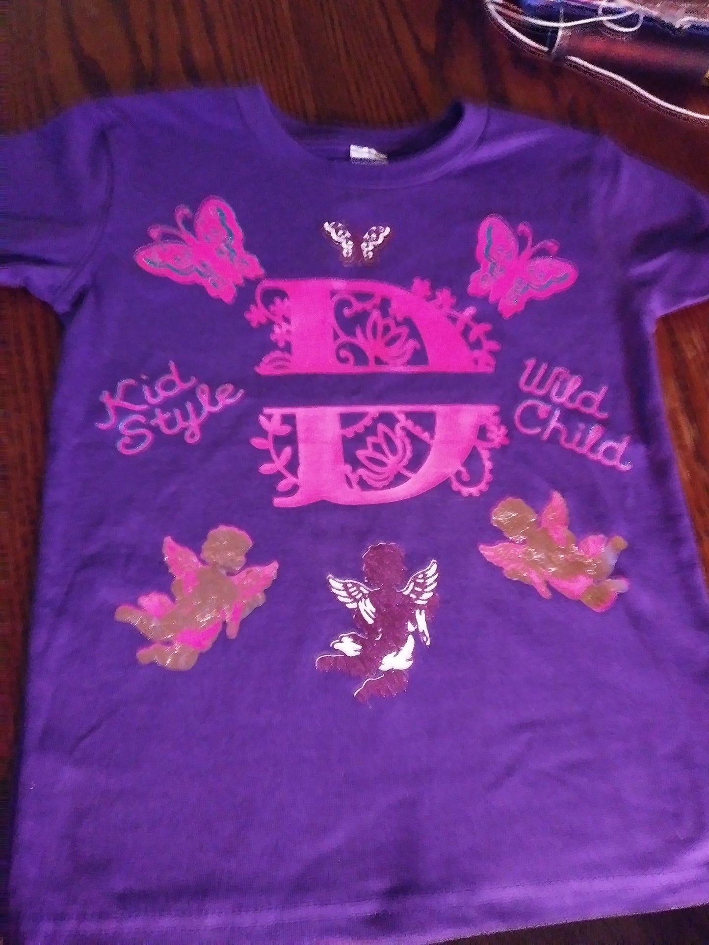 Size 4t 100% cotton Purple shirt with the letter D