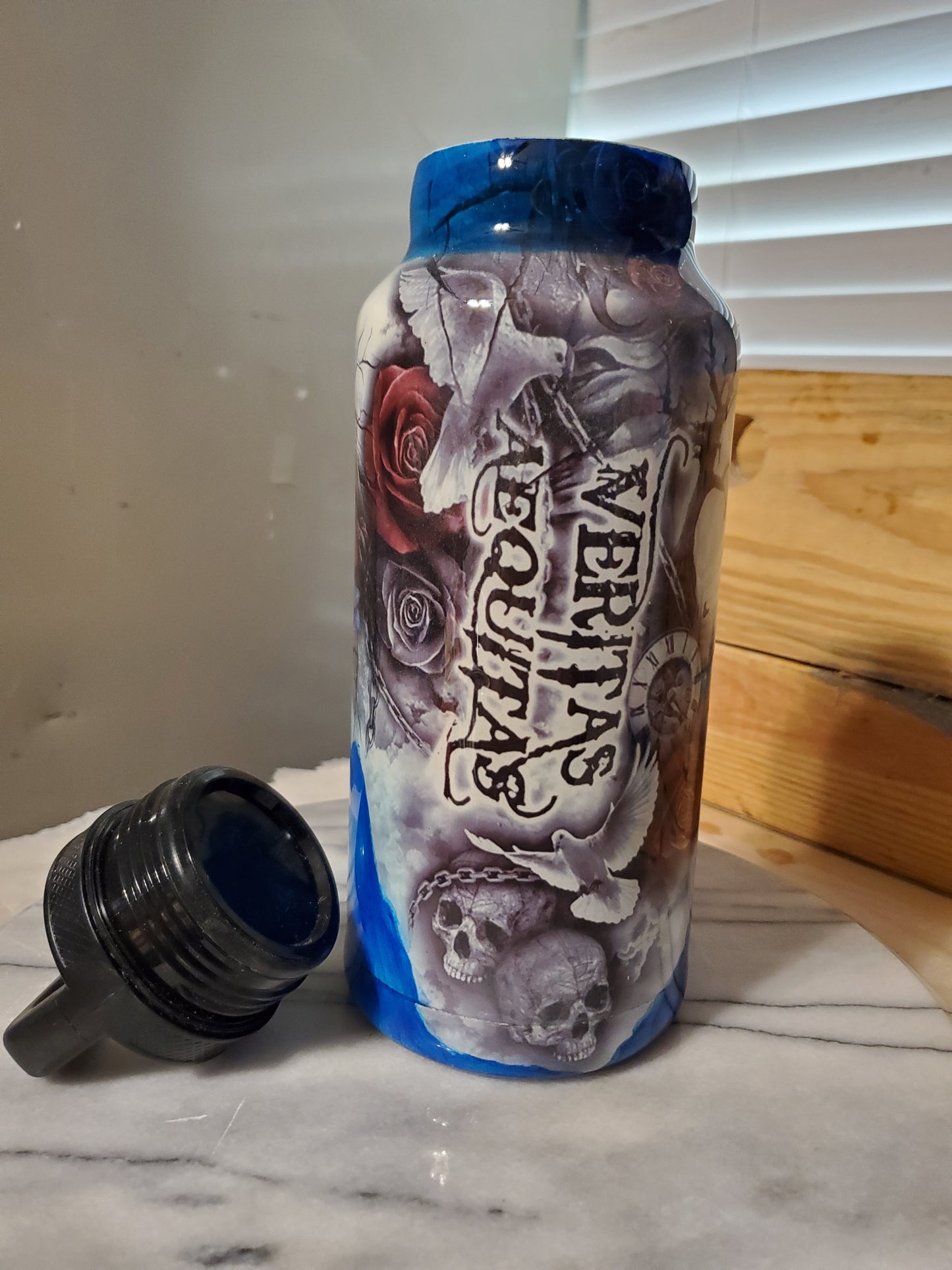 36 oz Skelton and chain water bottle