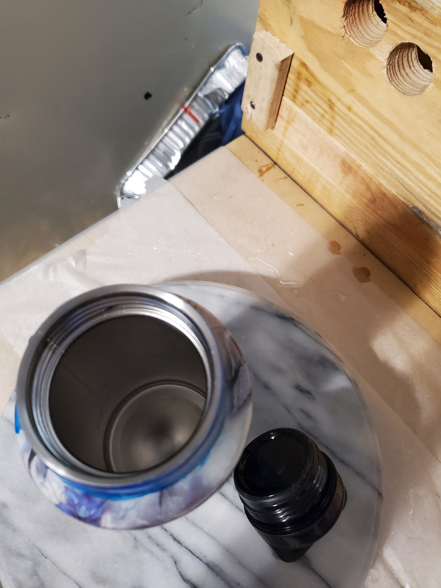 36 oz Skelton and chain water bottle
