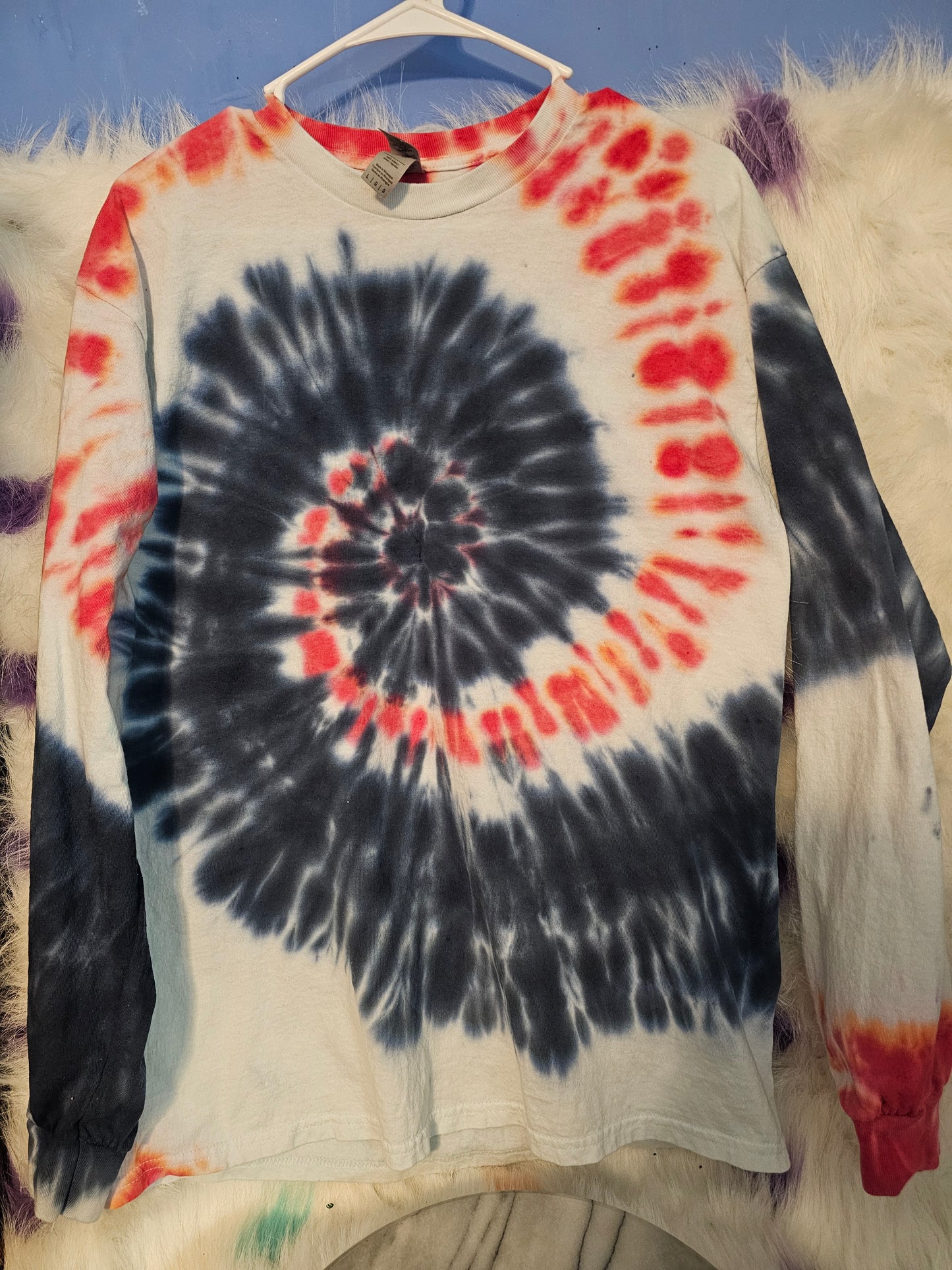Size L 100% cotton   Red,white and black T-Shirt