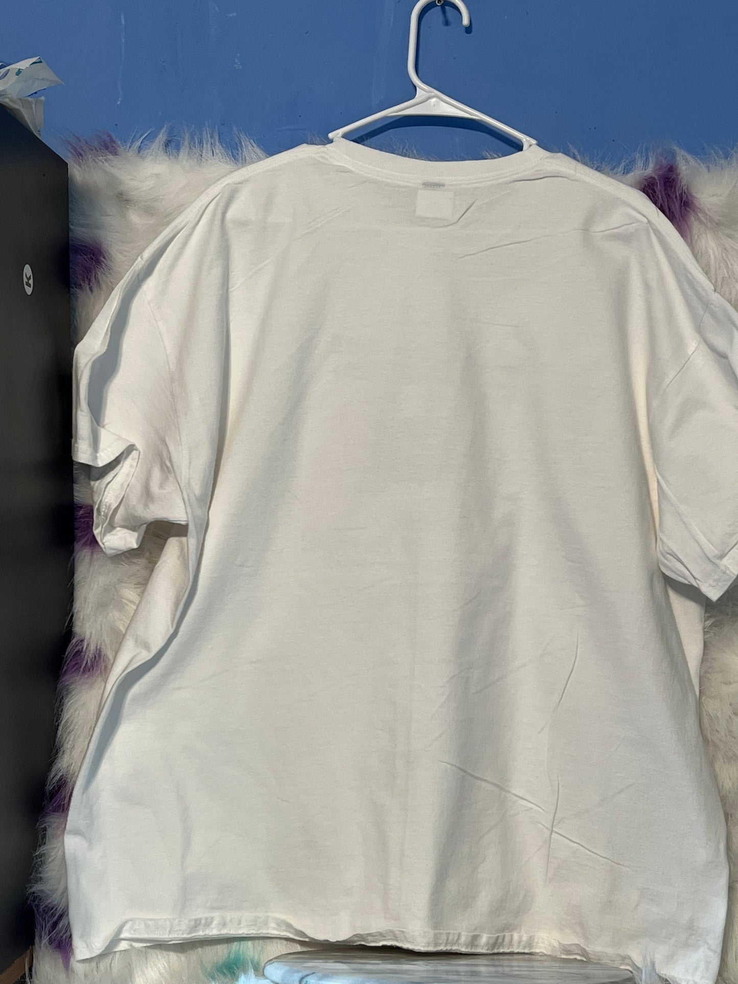 Size 2x 100 %cotton white Y’all gonna make me lose my mind tshirt