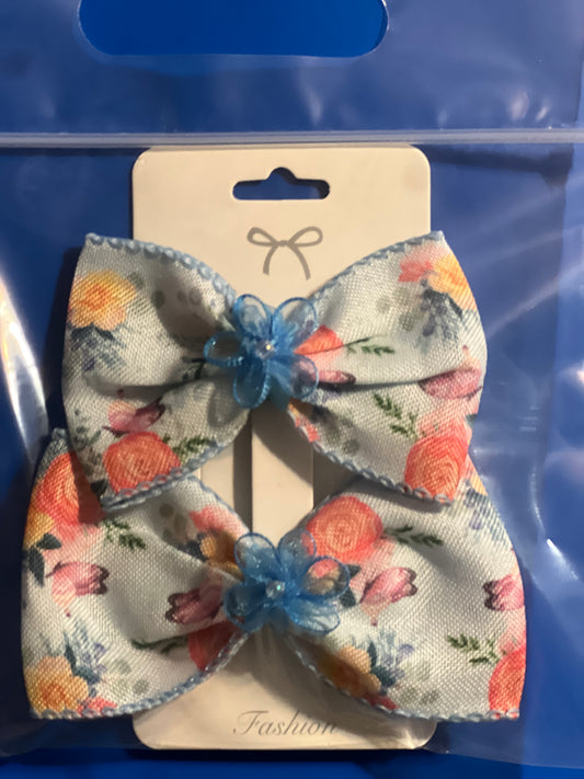 2 blue flowers Hair bows