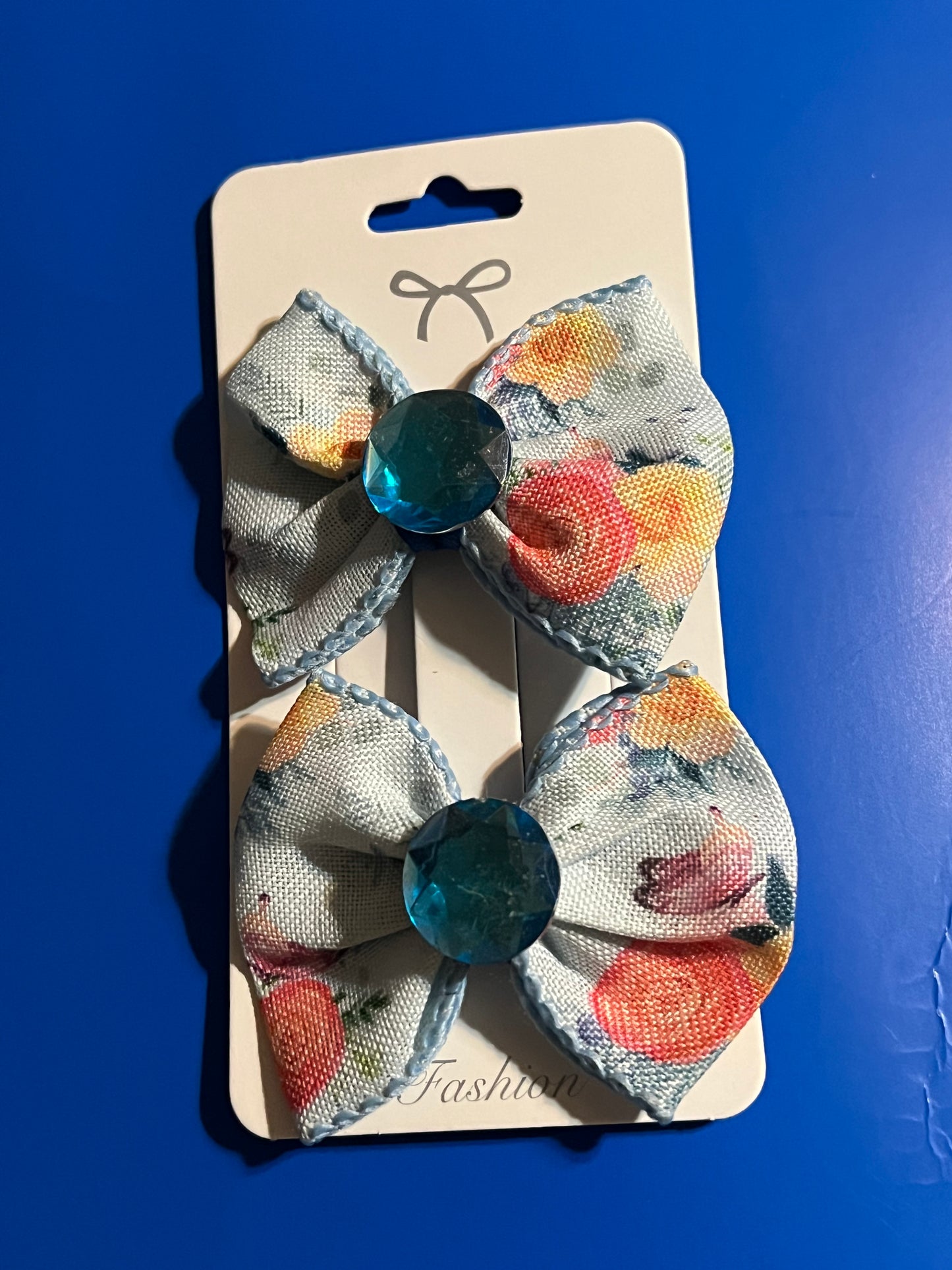 2 blue flowers Hair bows