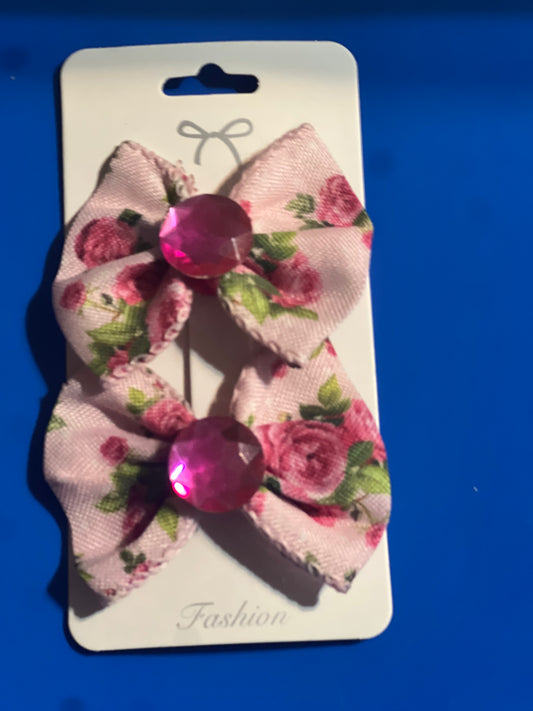 2 small pink flowers hair bow