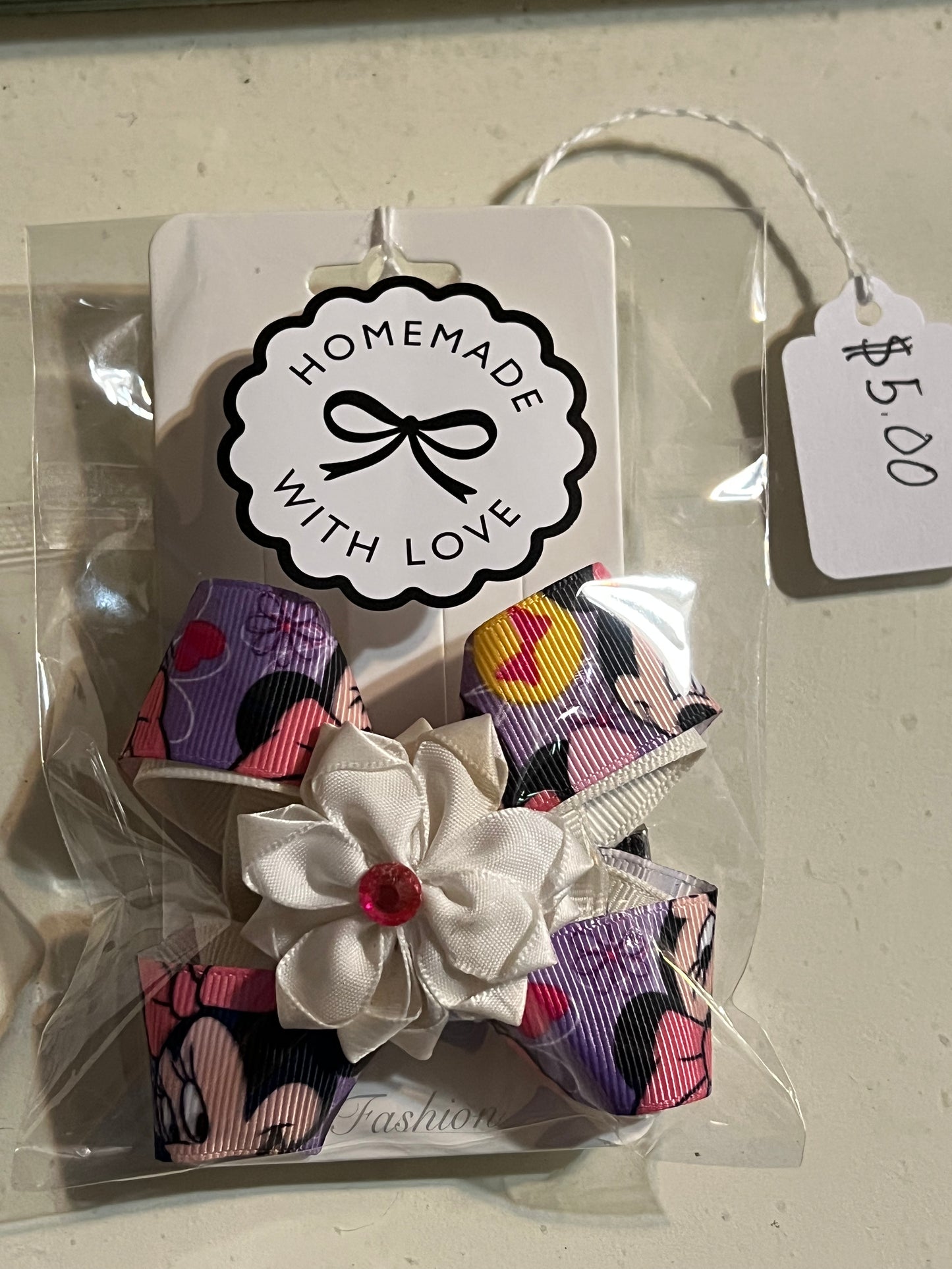 Hair bows