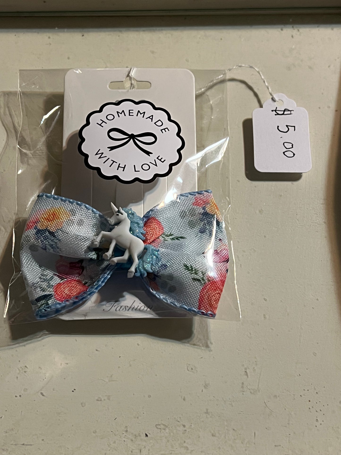 Hair bows