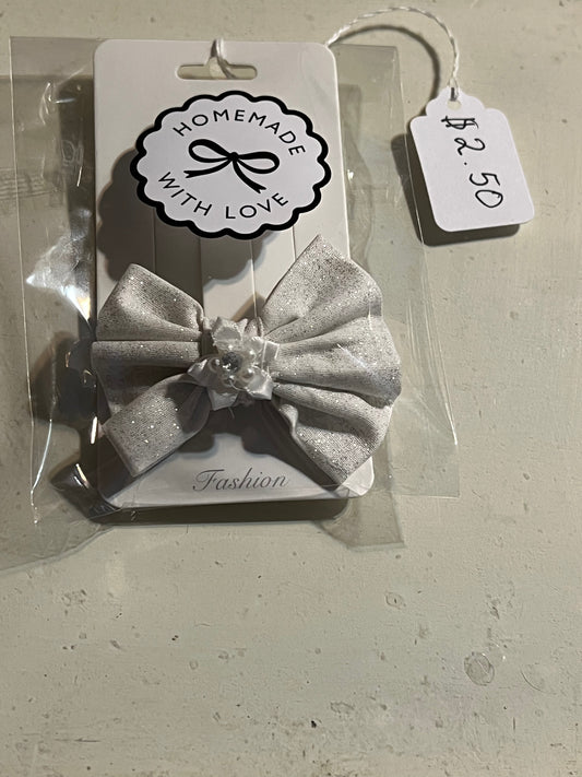 Hair bow