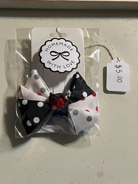 Hair bow