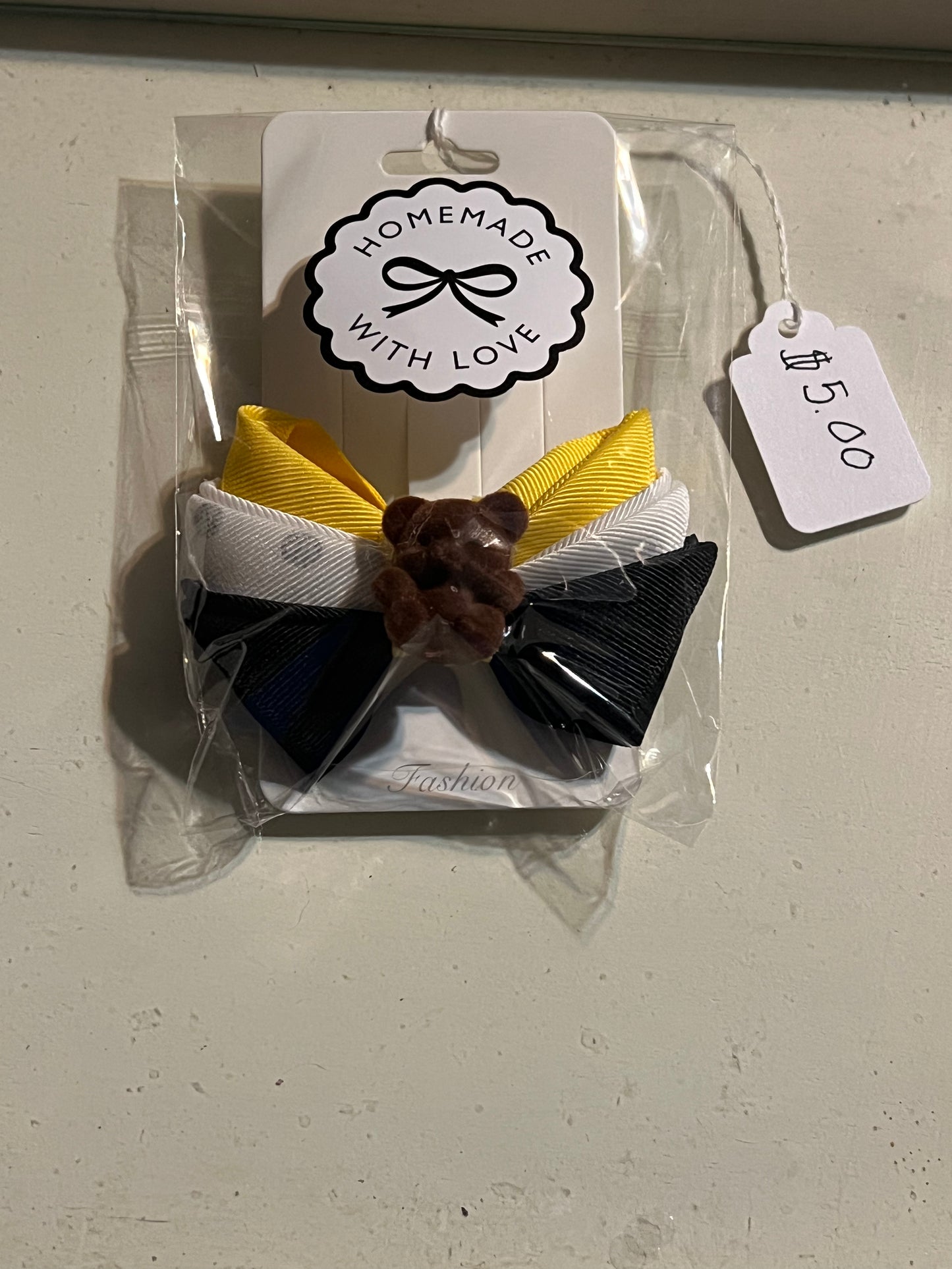 Hair bow