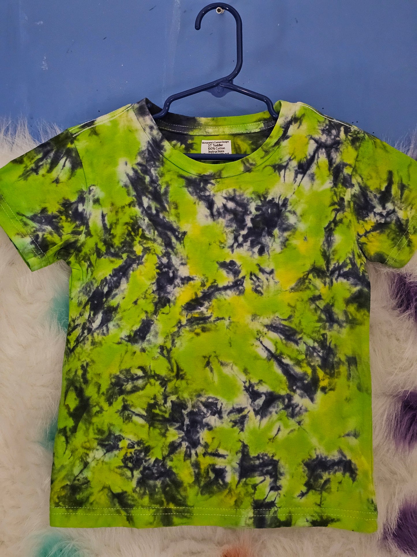 Size 3T 100% cotton green & black tye dye Tshirt
