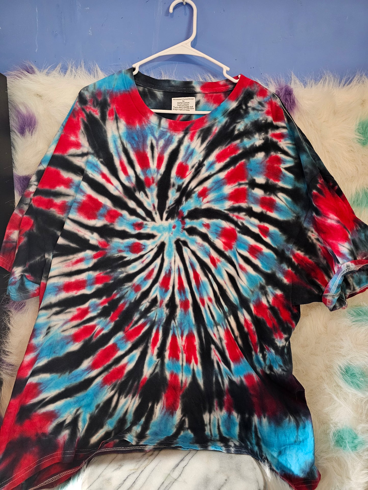 Size 3x 100% cotton red, black,white and light blue tie dye Tshirt