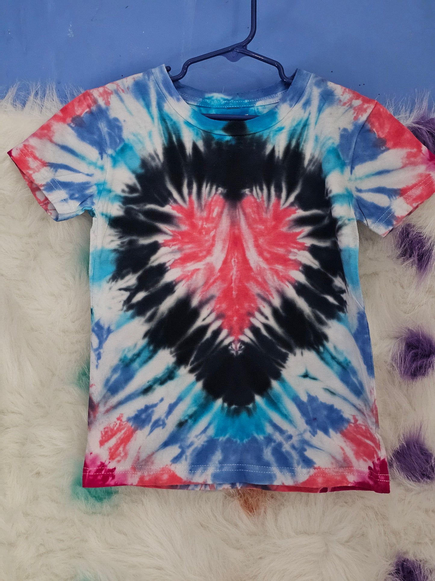 Size 4T 100% cotton red heart tye dye Tshirt
