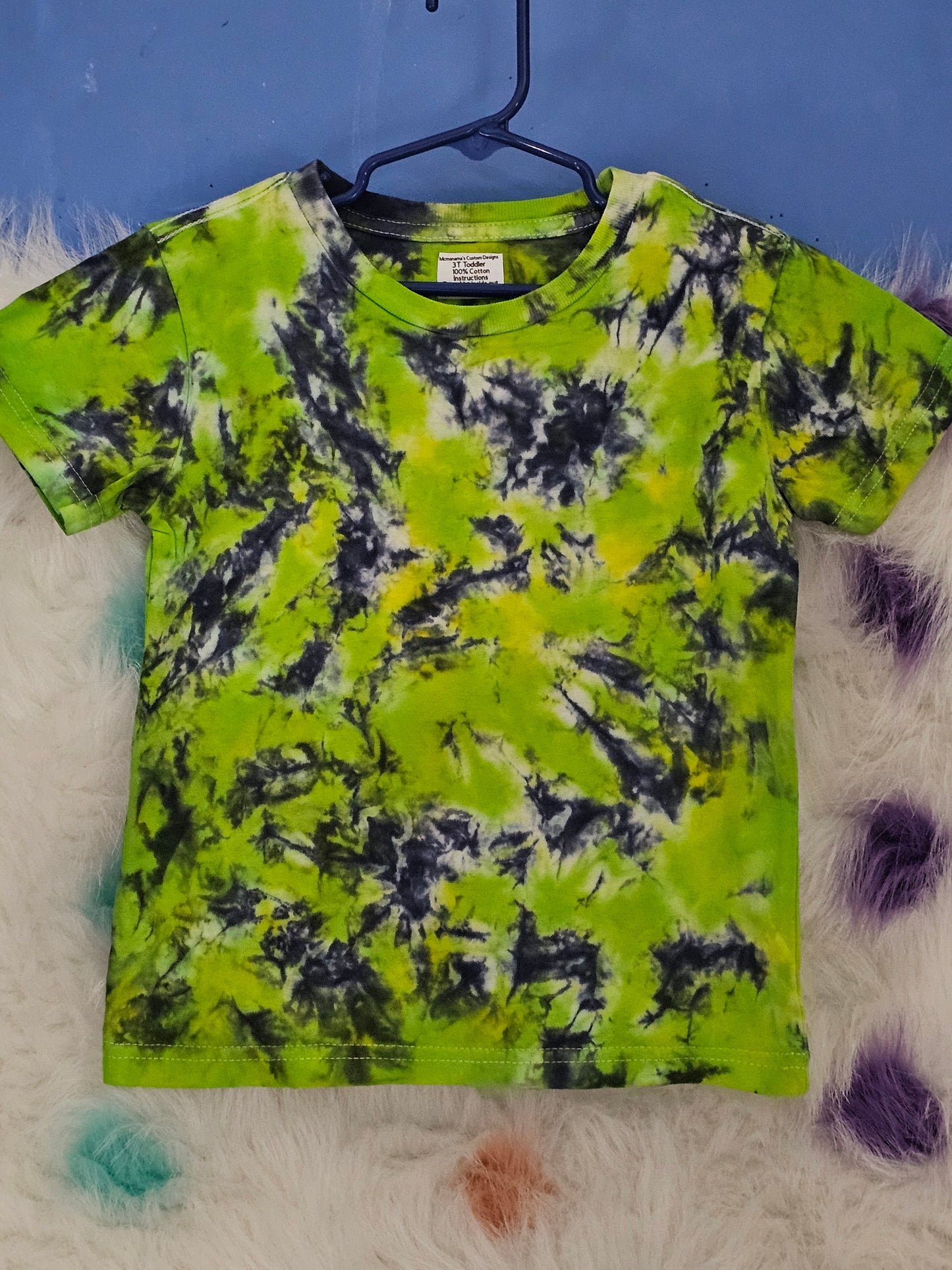 Size 3T 100% cotton green & black tye dye Tshirt
