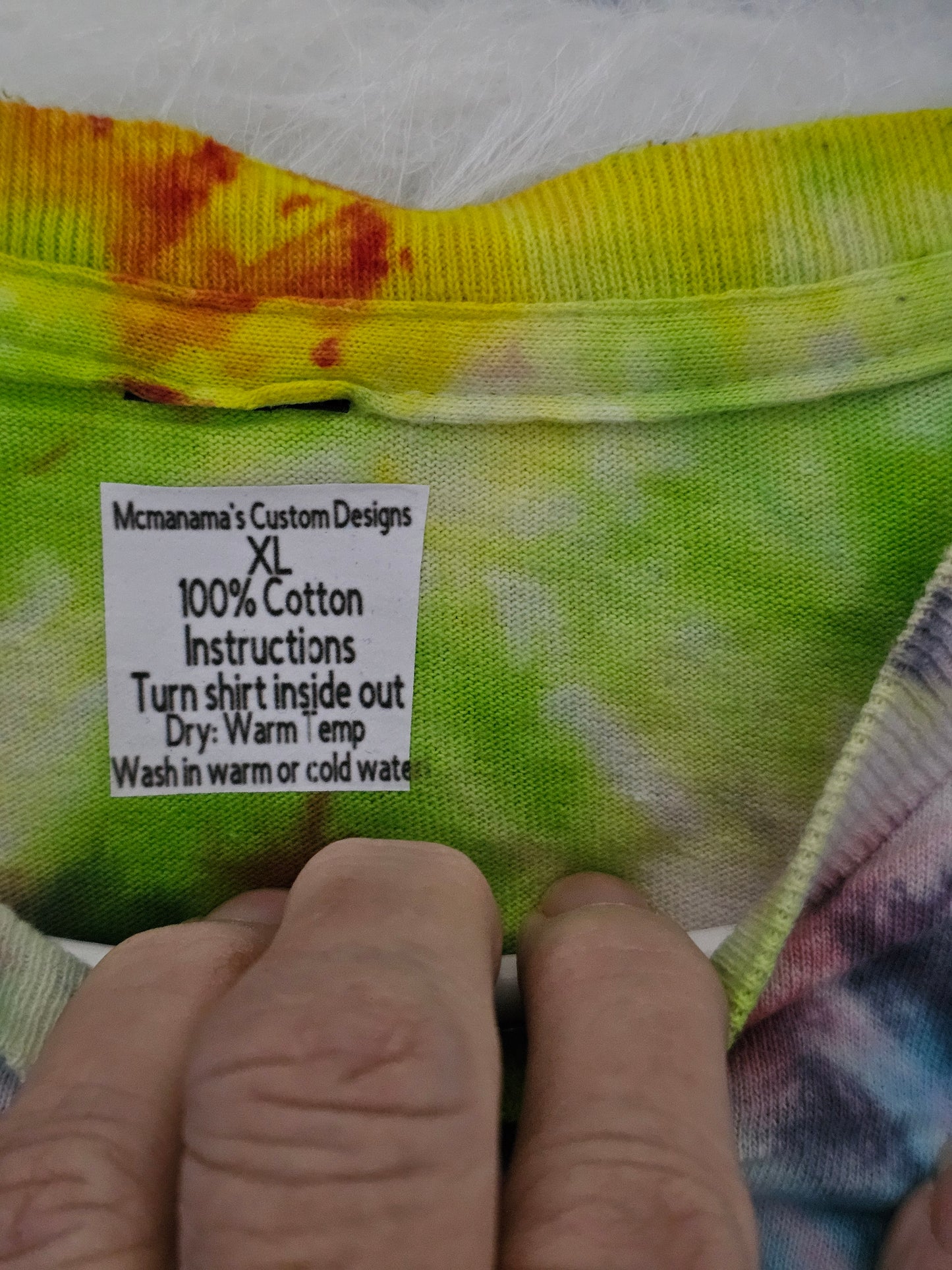 Size XL 100%cotton red,blue & green tye dye T Shirt