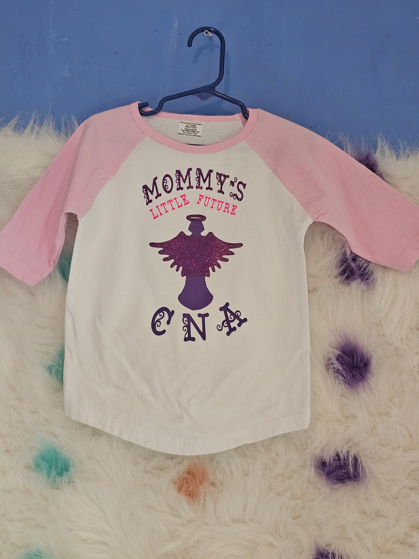 Size 4T Toddler Mommy's little CNA Tshirt