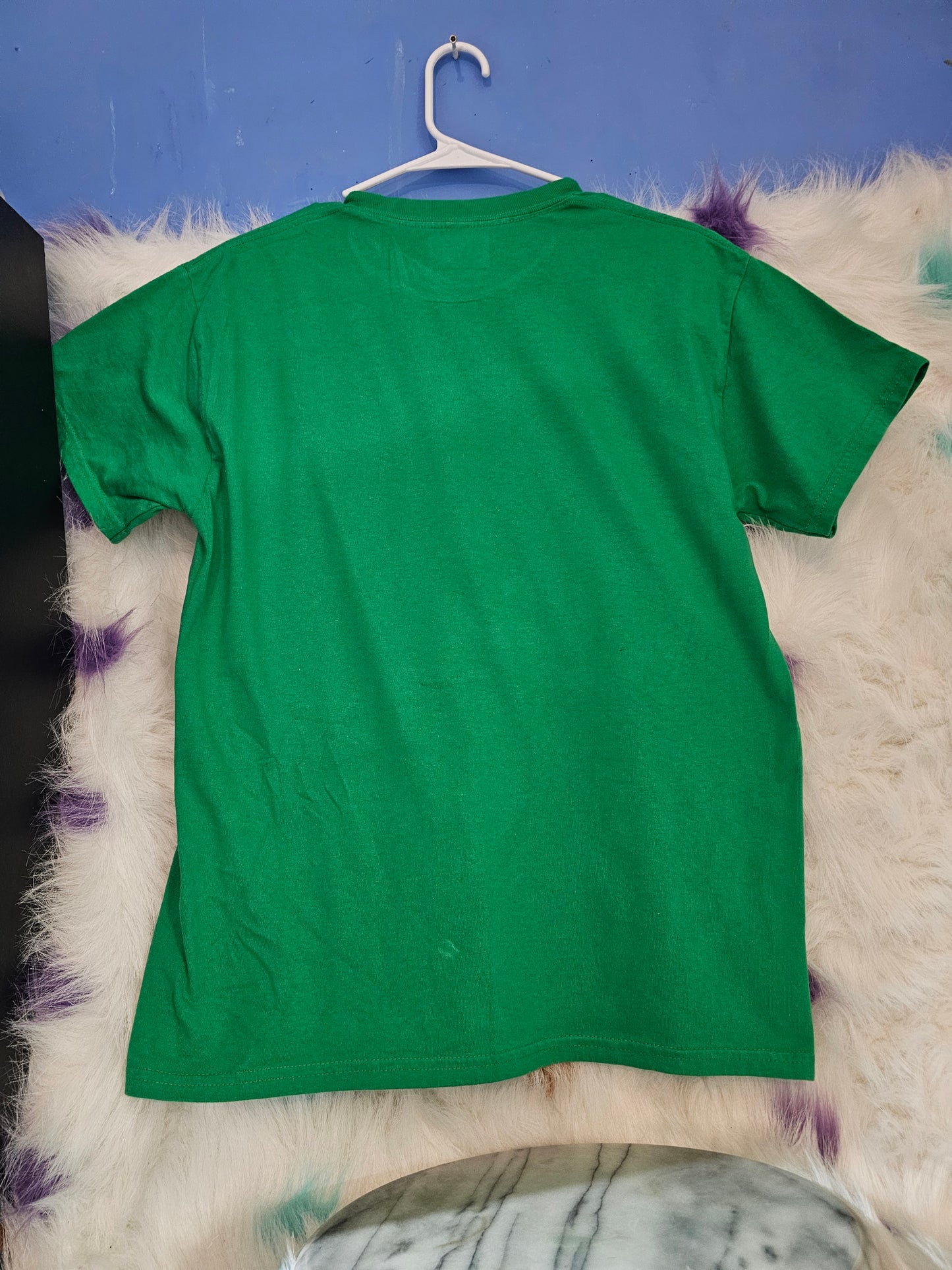 Size M 100%cotton Green My favorite person calls me mama