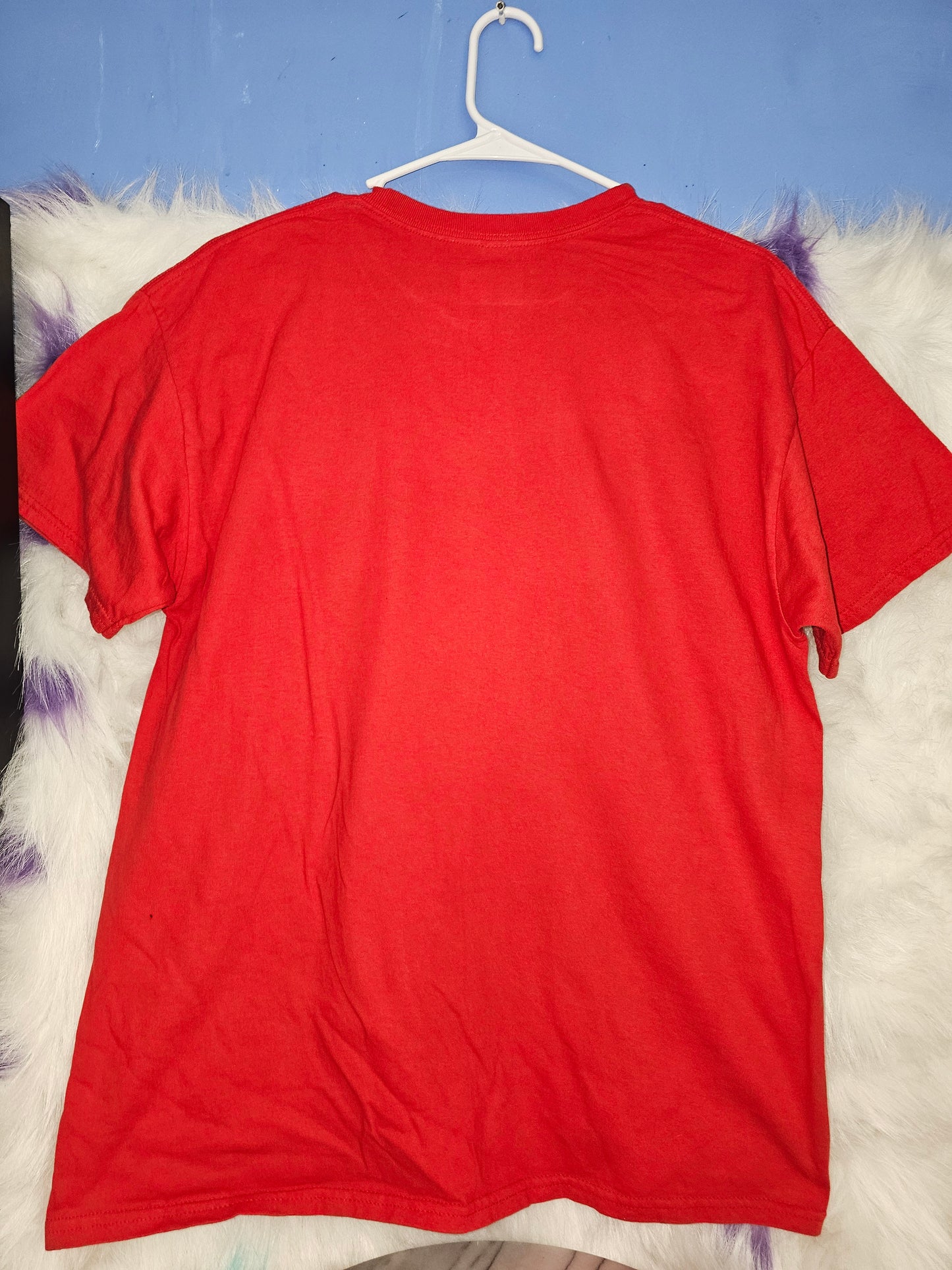 Size L 100% cotton Red Momlife Tshirt