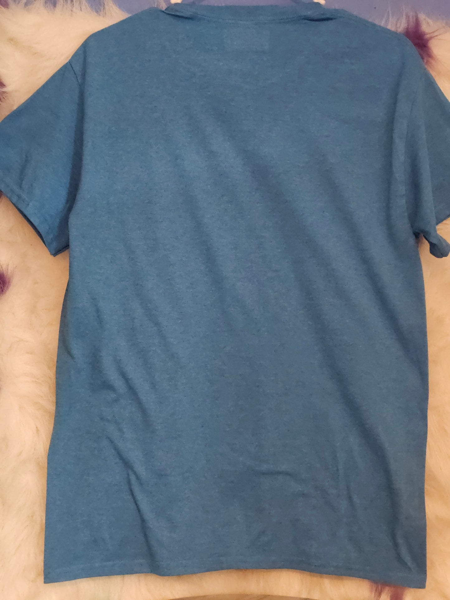Size M 50%cotton 50%polyester blue independence truck Tshirt