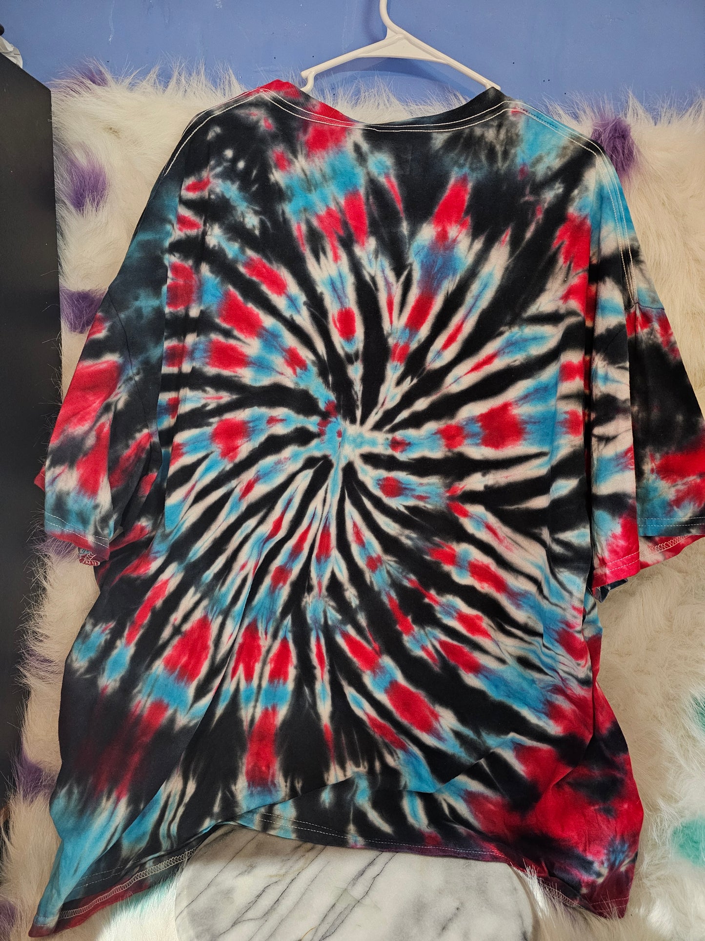 Size 3x 100% cotton red, black,white and light blue tie dye Tshirt