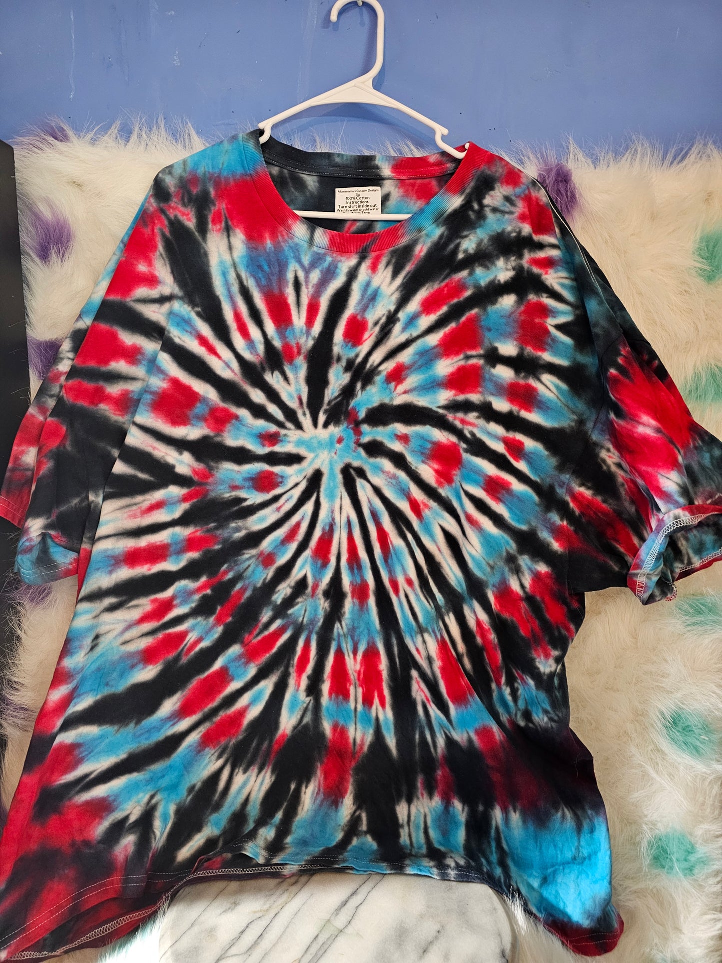 Size 3x 100% cotton red, black,white and light blue tie dye Tshirt