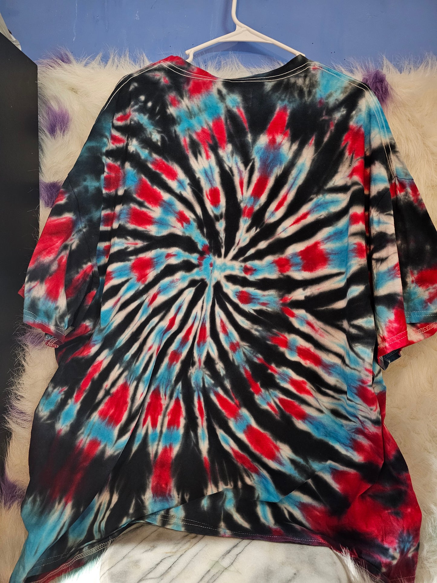 Size 3x 100% cotton red, black,white and light blue tie dye Tshirt