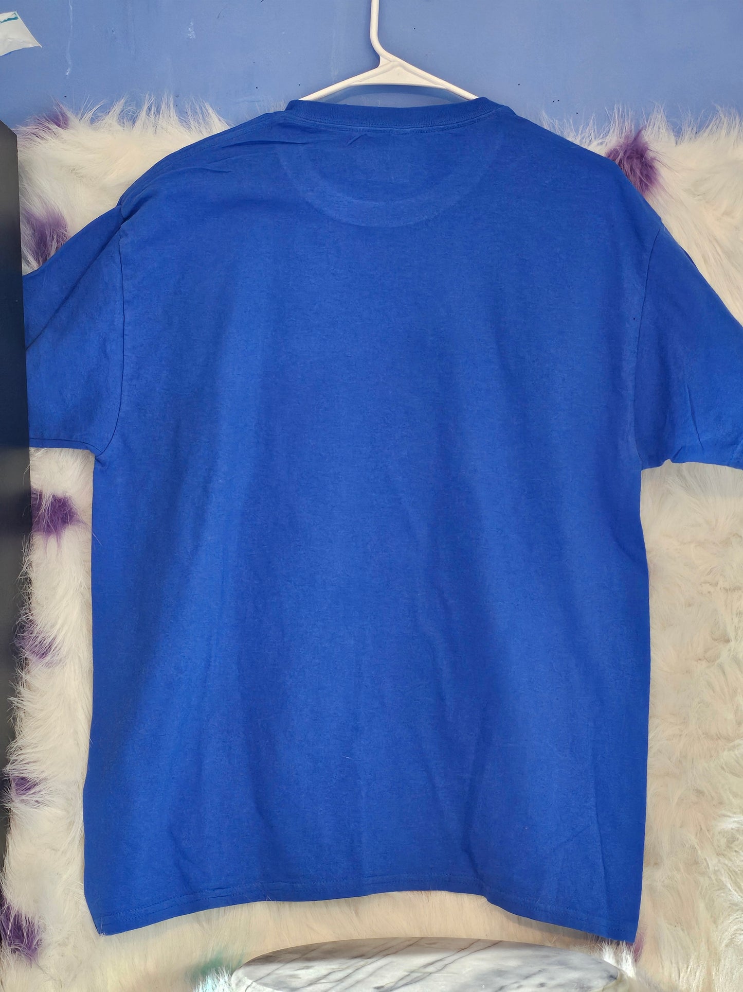 Size L 100% cotton blue Be a light for all to see Tshirt
