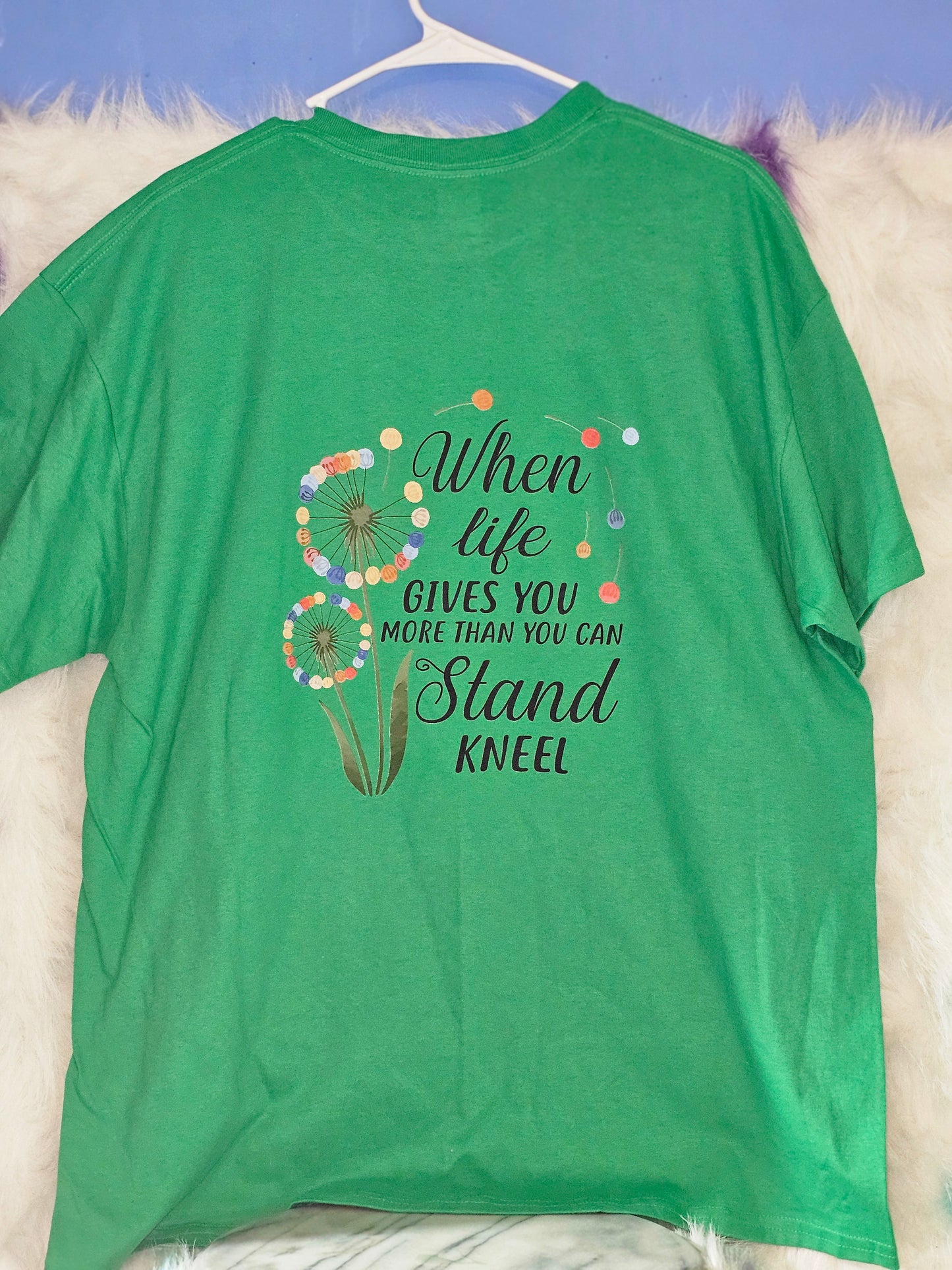 Size XL 100% cotton Green Who can be against us Tshirt