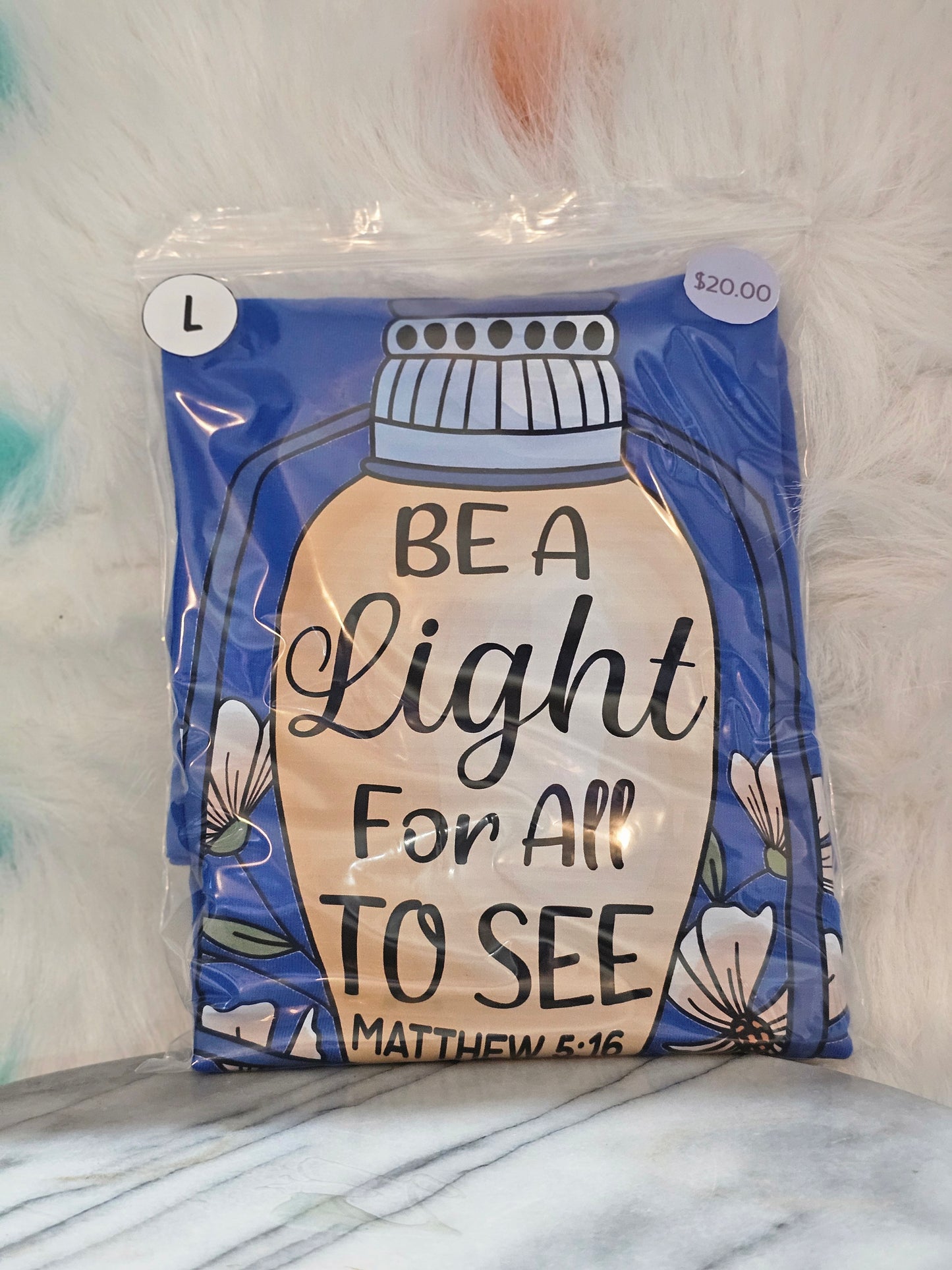Size L 100% cotton blue Be a light for all to see Tshirt
