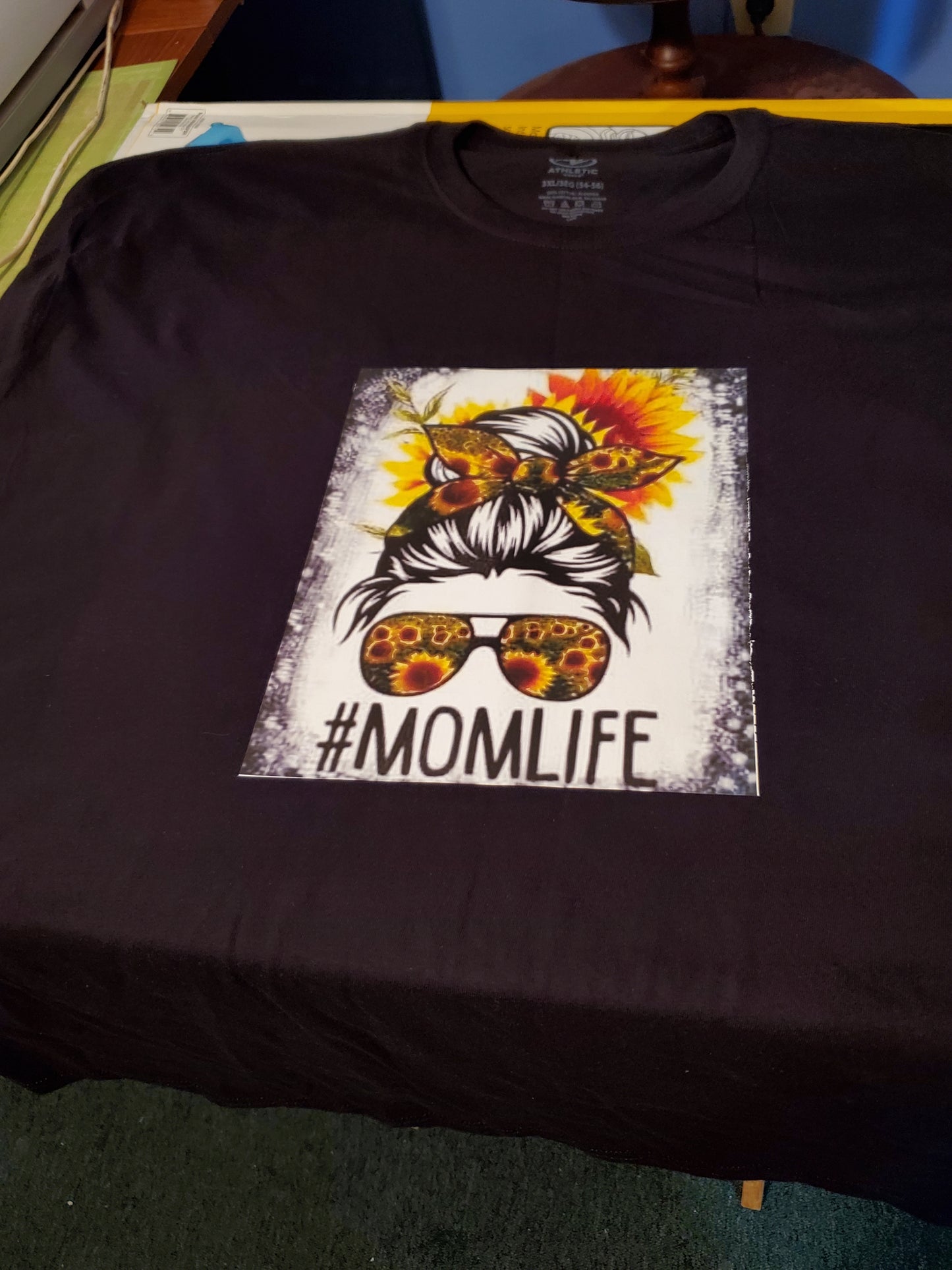 Size 3x 100% cotton Black Momlife Tshirt