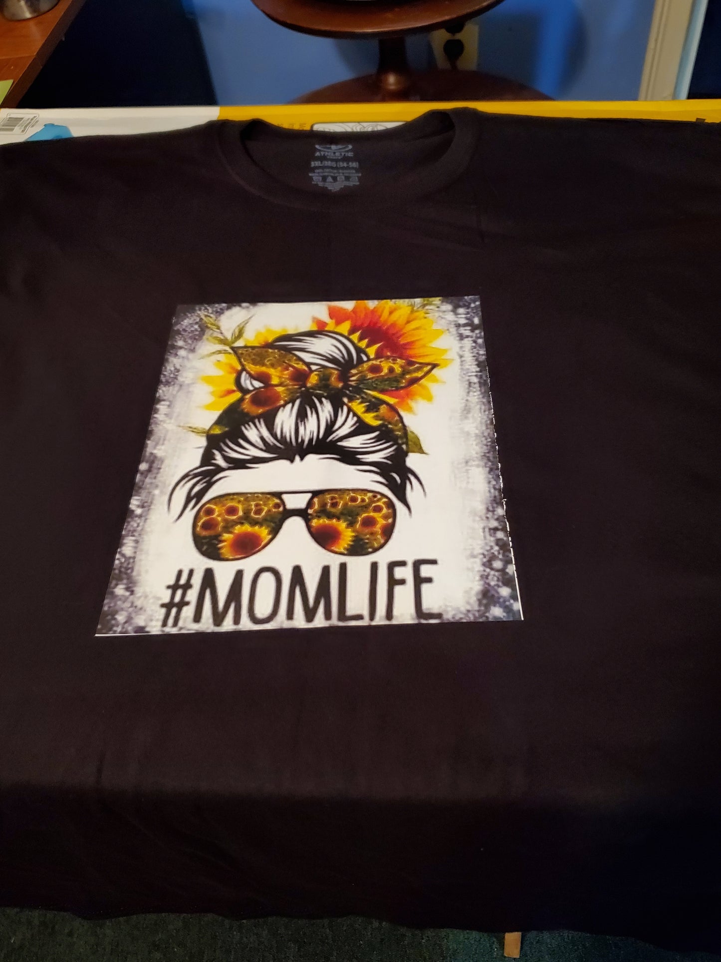 Size 3x 100% cotton Black Momlife Tshirt